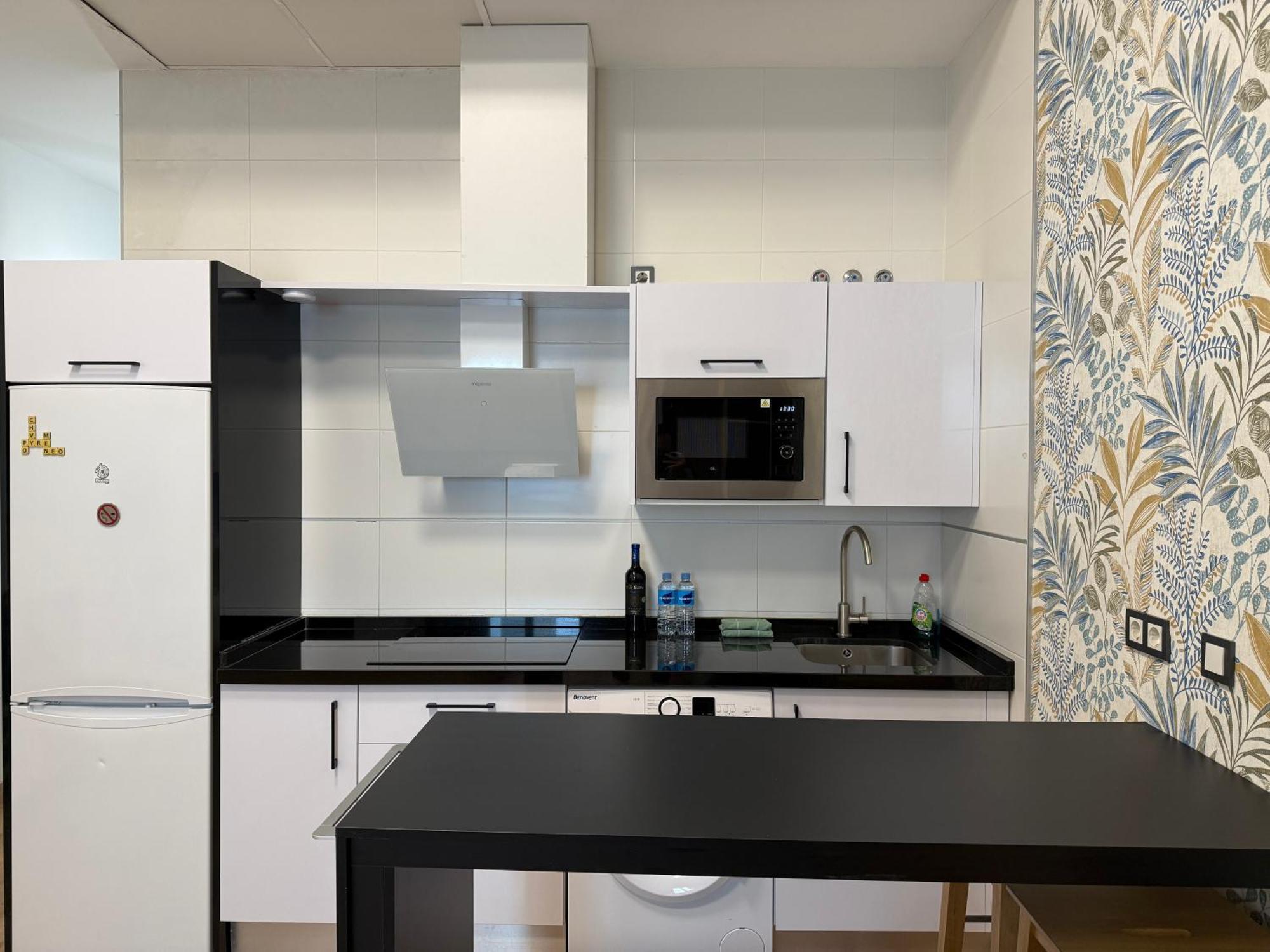 Lovely Studio In The Heart Of Malaga Free Swimming Pool Экстерьер фото